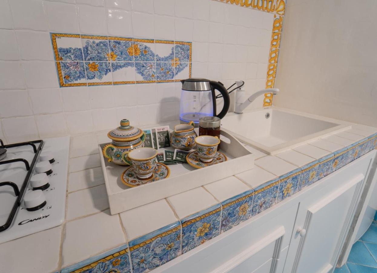Postcard House Apartment Вико Екуензе Екстериор снимка