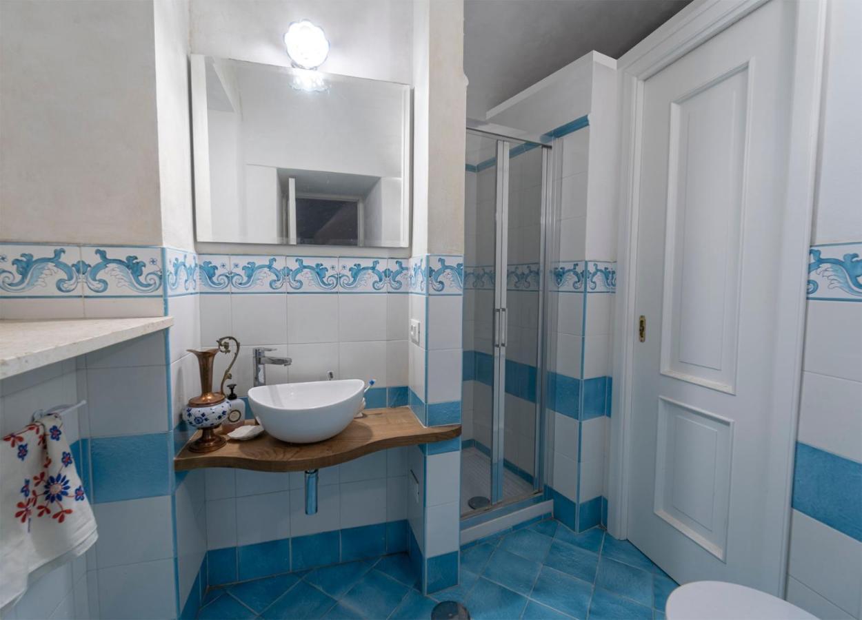 Postcard House Apartment Вико Екуензе Екстериор снимка
