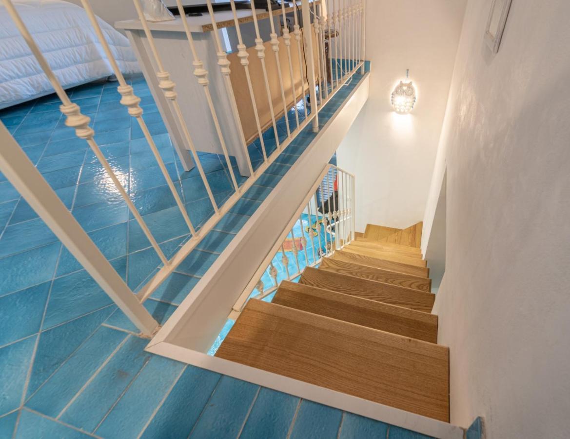 Postcard House Apartment Вико Екуензе Екстериор снимка