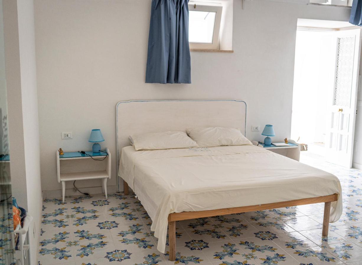 Postcard House Apartment Вико Екуензе Екстериор снимка